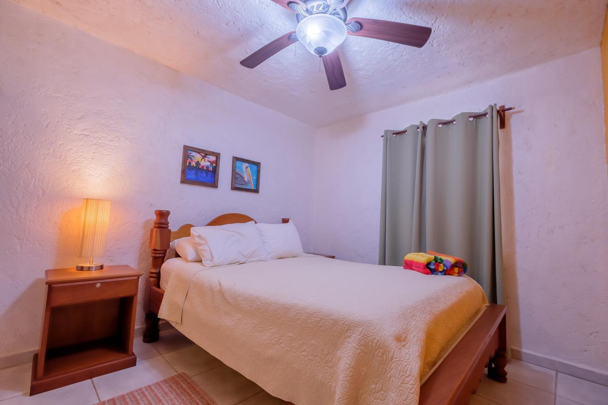 Seven Seas Resort Adults Only San Pedro  Esterno foto